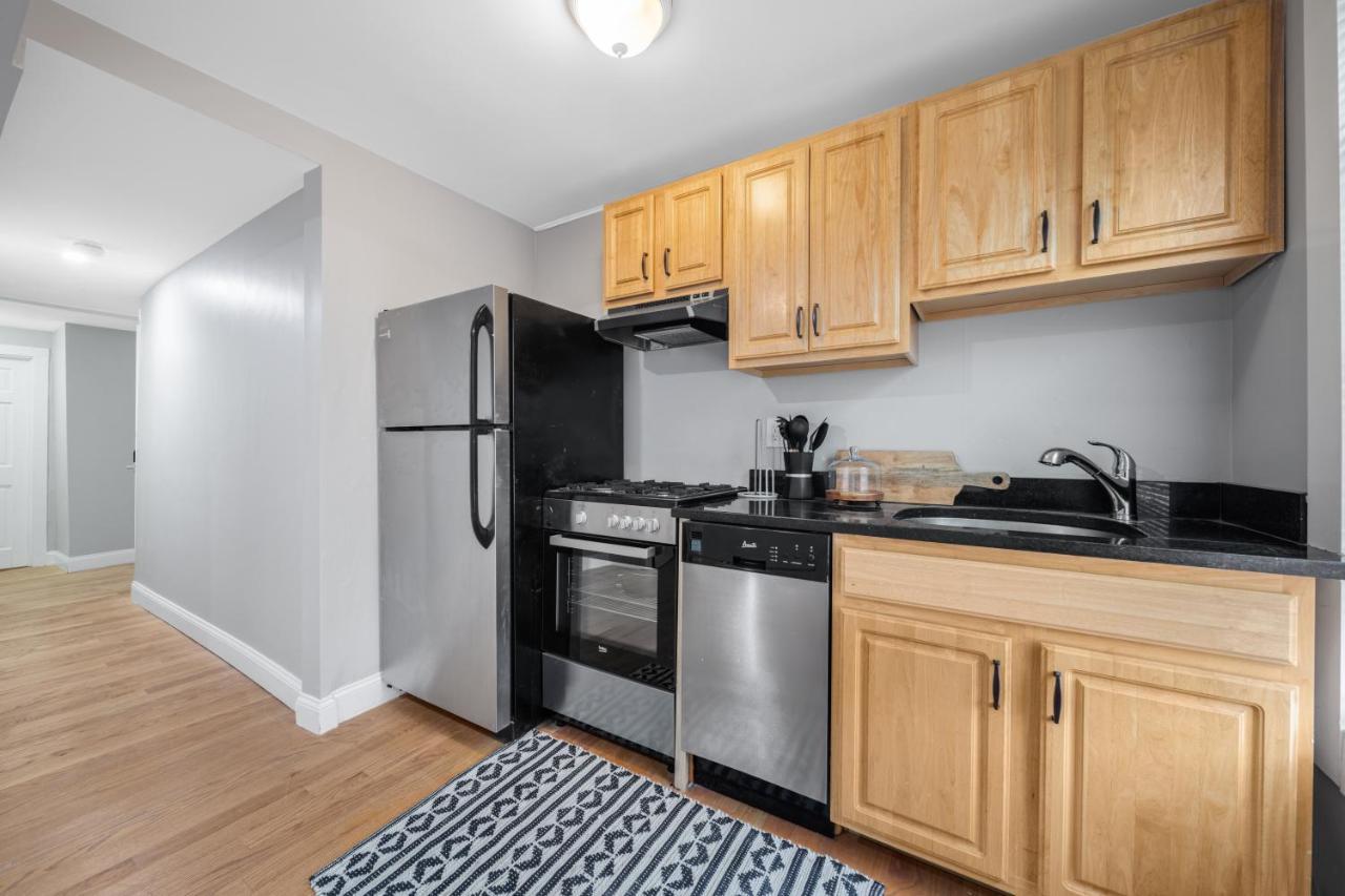 Easy Commute South Boston 4Br 1Bh Apt Zewnętrze zdjęcie